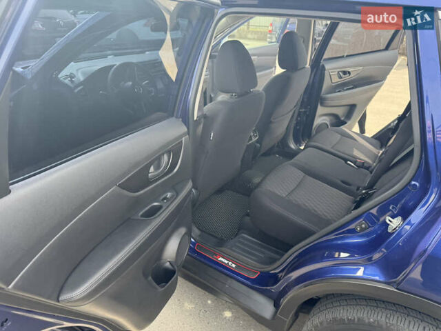 Синій Ніссан Rogue, об'ємом двигуна 2.49 л та пробігом 35 тис. км за 18500 $, фото 31 на Automoto.ua