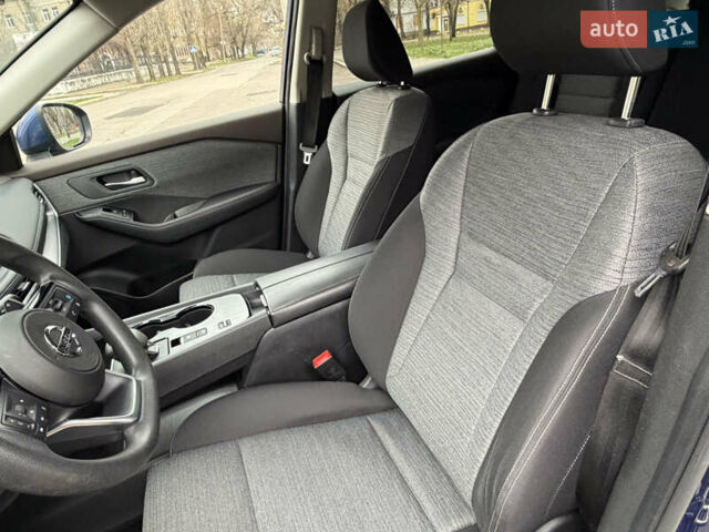 Синий Ниссан Rogue, объемом двигателя 2.49 л и пробегом 80 тыс. км за 19999 $, фото 23 на Automoto.ua