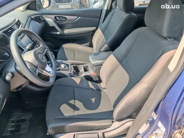 Синій Ніссан Rogue, об'ємом двигуна 2 л та пробігом 70 тис. км за 15490 $, фото 19 на Automoto.ua