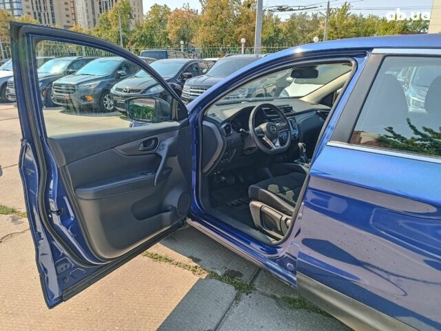 Синій Ніссан Rogue, об'ємом двигуна 2 л та пробігом 70 тис. км за 15490 $, фото 18 на Automoto.ua
