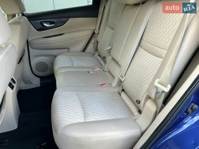 Синий Ниссан Rogue, объемом двигателя 0 л и пробегом 151 тыс. км за 15400 $, фото 6 на Automoto.ua