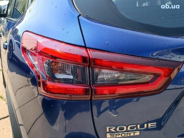 Синій Ніссан Rogue, об'ємом двигуна 2 л та пробігом 70 тис. км за 15490 $, фото 9 на Automoto.ua