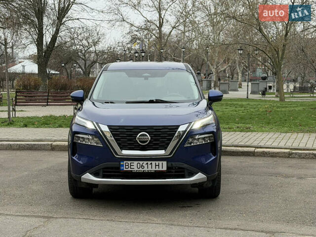 Синий Ниссан Rogue, объемом двигателя 2.49 л и пробегом 80 тыс. км за 19999 $, фото 2 на Automoto.ua