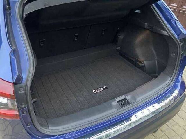 Синий Ниссан Rogue, объемом двигателя 0 л и пробегом 114 тыс. км за 10700 $, фото 7 на Automoto.ua