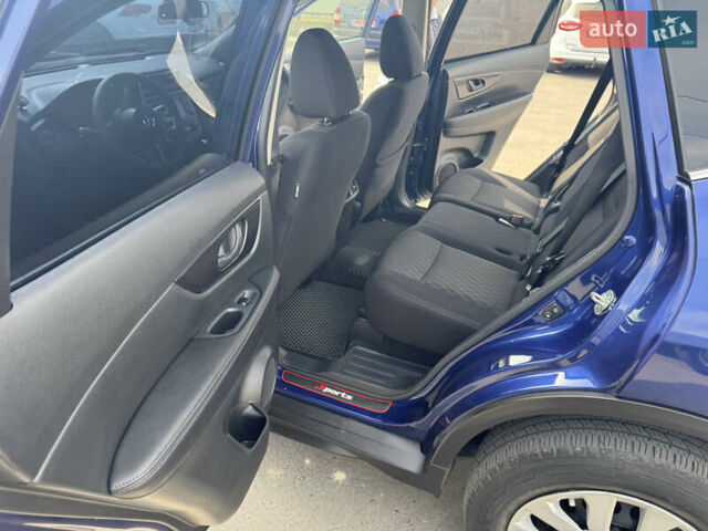 Синій Ніссан Rogue, об'ємом двигуна 2.49 л та пробігом 35 тис. км за 18500 $, фото 32 на Automoto.ua