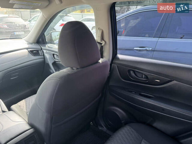 Синій Ніссан Rogue, об'ємом двигуна 2.49 л та пробігом 35 тис. км за 18500 $, фото 2 на Automoto.ua