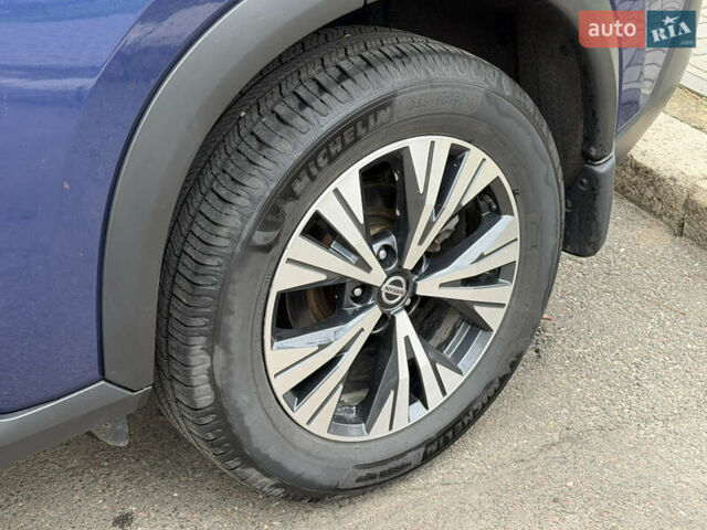 Синий Ниссан Rogue, объемом двигателя 2.49 л и пробегом 80 тыс. км за 19999 $, фото 9 на Automoto.ua