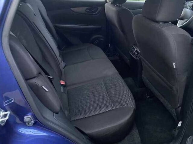 Синий Ниссан Rogue, объемом двигателя 0 л и пробегом 114 тыс. км за 10700 $, фото 5 на Automoto.ua