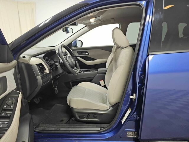 Синий Ниссан Rogue, объемом двигателя 2.5 л и пробегом 84 тыс. км за 16500 $, фото 2 на Automoto.ua