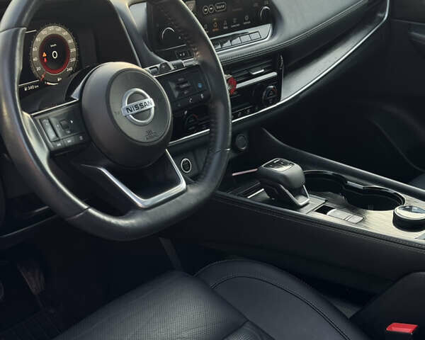 Ниссан Rogue 2021 в Луцке на Automoto.ua Синий Ниссан Rogue, объемом двигателя 2.5 л и пробегом 82 тыс. км за 26000 $, фото 13 на Automoto.ua