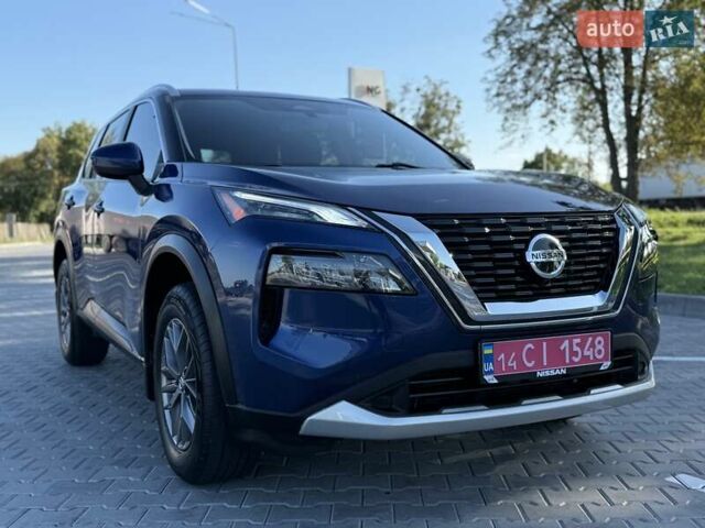 Синий Ниссан Rogue, объемом двигателя 2.5 л и пробегом 140 тыс. км за 19500 $, фото 5 на Automoto.ua