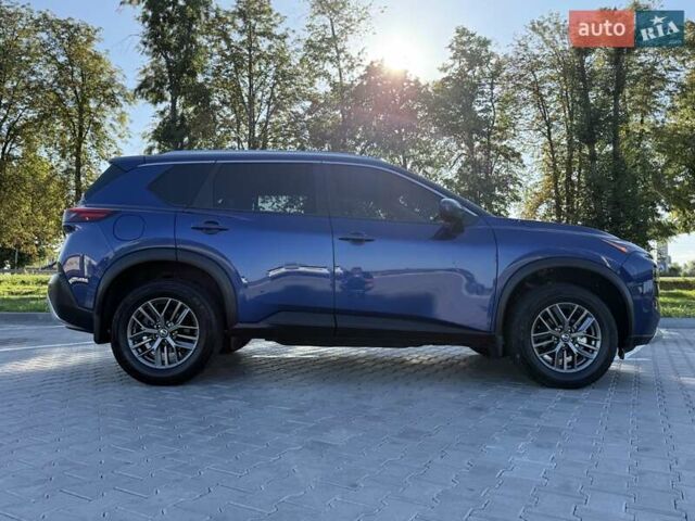 Синий Ниссан Rogue, объемом двигателя 2.5 л и пробегом 140 тыс. км за 19500 $, фото 6 на Automoto.ua