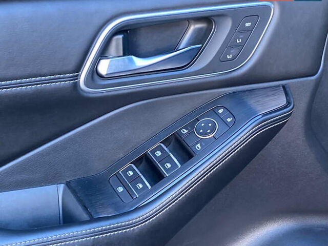 Синий Ниссан Rogue, объемом двигателя 2.49 л и пробегом 74 тыс. км за 24500 $, фото 11 на Automoto.ua