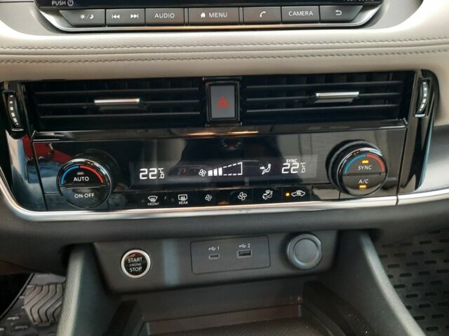 Синий Ниссан Rogue, объемом двигателя 2.5 л и пробегом 37 тыс. км за 21500 $, фото 6 на Automoto.ua