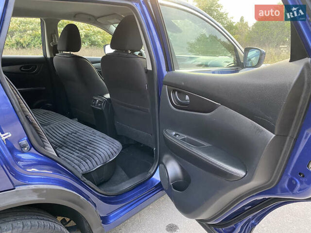 Синий Ниссан Rogue, объемом двигателя 2 л и пробегом 136 тыс. км за 14999 $, фото 21 на Automoto.ua