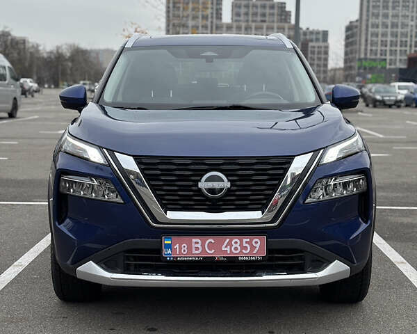 Синий Ниссан Rogue, объемом двигателя 1.5 л и пробегом 54 тыс. км за 21900 $, фото 4 на Automoto.ua