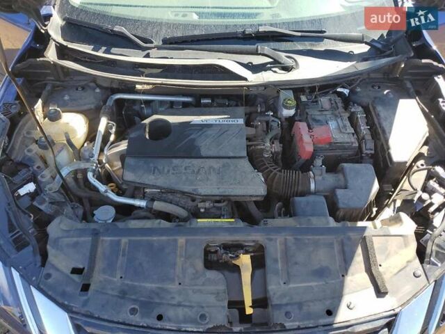 Синий Ниссан Rogue, объемом двигателя 1.5 л и пробегом 57 тыс. км за 5400 $, фото 11 на Automoto.ua