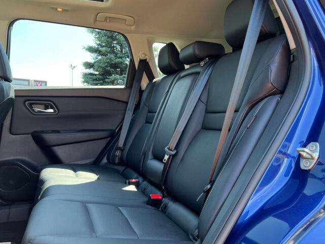 Синий Ниссан Rogue, объемом двигателя 1.5 л и пробегом 7 тыс. км за 29900 $, фото 27 на Automoto.ua