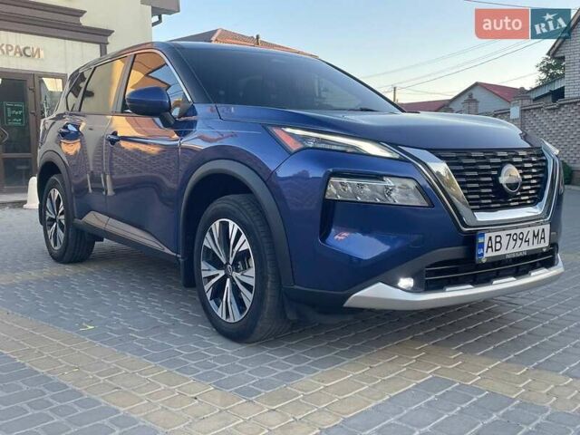 Синий Ниссан Rogue, объемом двигателя 1.5 л и пробегом 85 тыс. км за 22700 $, фото 1 на Automoto.ua