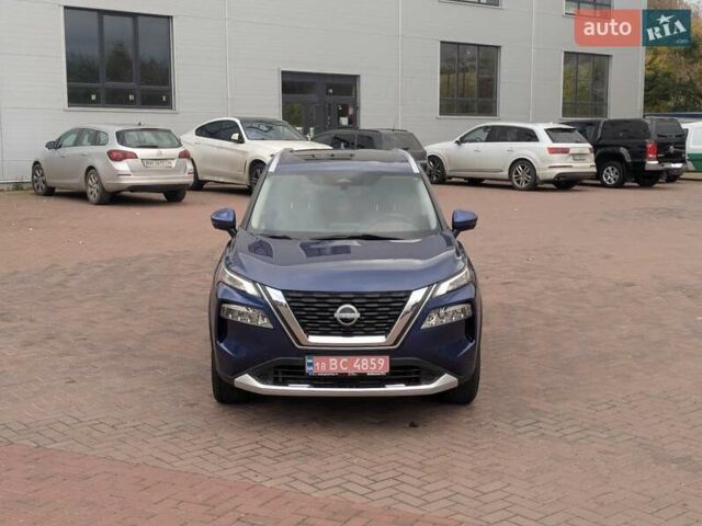 Синий Ниссан Rogue, объемом двигателя 1.5 л и пробегом 52 тыс. км за 22500 $, фото 1 на Automoto.ua