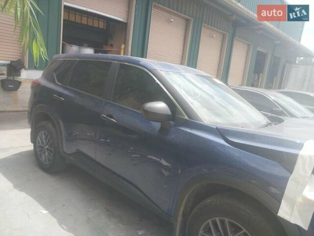 Синий Ниссан Rogue, объемом двигателя 1.5 л и пробегом 56 тыс. км за 15500 $, фото 13 на Automoto.ua