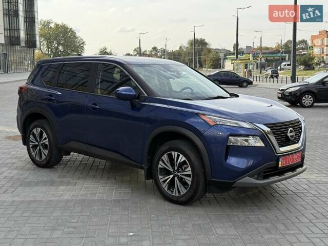 Синий Ниссан Rogue, объемом двигателя 1.5 л и пробегом 31 тыс. км за 23999 $, фото 3 на Automoto.ua