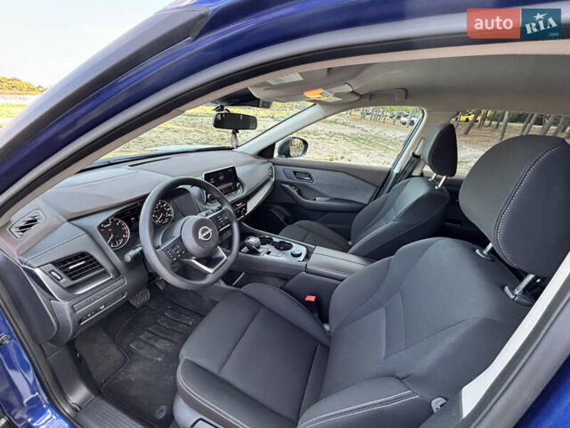 Синий Ниссан Rogue, объемом двигателя 1.5 л и пробегом 8 тыс. км за 22700 $, фото 17 на Automoto.ua