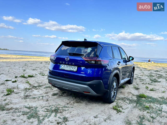 Синий Ниссан Rogue, объемом двигателя 1.5 л и пробегом 8 тыс. км за 22700 $, фото 11 на Automoto.ua