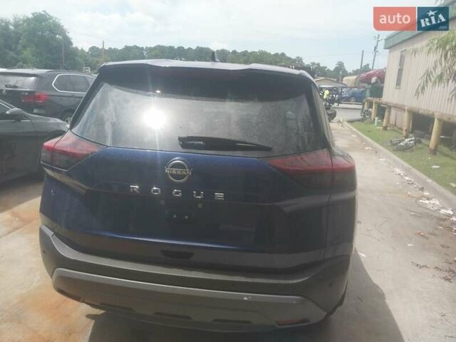 Синий Ниссан Rogue, объемом двигателя 1.5 л и пробегом 56 тыс. км за 15500 $, фото 11 на Automoto.ua