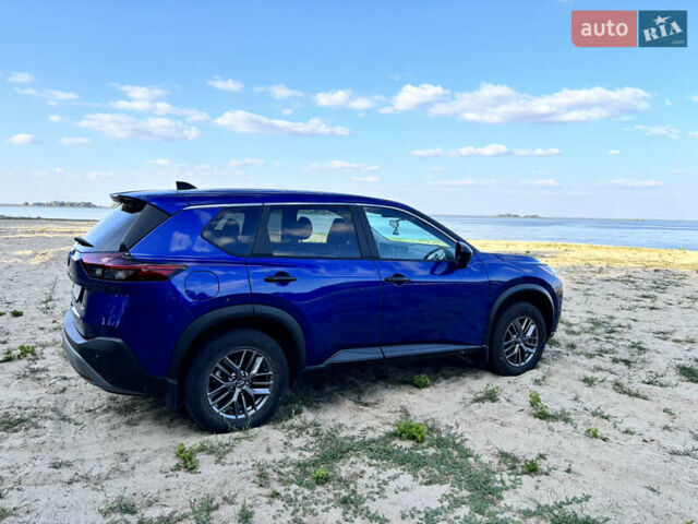 Синий Ниссан Rogue, объемом двигателя 1.5 л и пробегом 8 тыс. км за 22700 $, фото 12 на Automoto.ua
