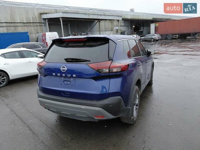 Синий Ниссан Rogue, объемом двигателя 1.5 л и пробегом 56 тыс. км за 15500 $, фото 15 на Automoto.ua