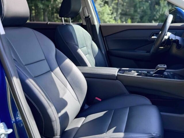 Синий Ниссан Rogue, объемом двигателя 1.5 л и пробегом 15 тыс. км за 7000 $, фото 6 на Automoto.ua