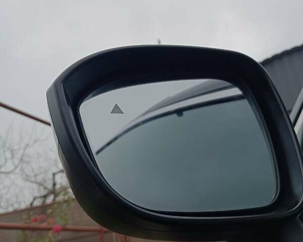 Синий Ниссан Rogue, объемом двигателя 1.5 л и пробегом 6 тыс. км за 25400 $, фото 19 на Automoto.ua