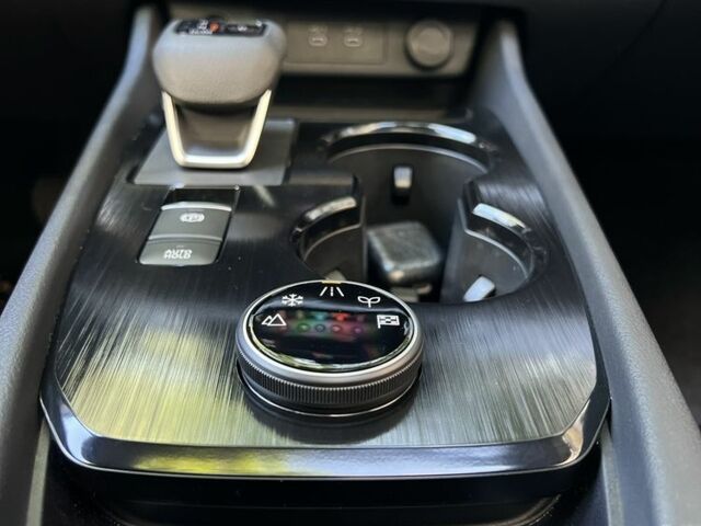 Синий Ниссан Rogue, объемом двигателя 1.5 л и пробегом 3 тыс. км за 24200 $, фото 20 на Automoto.ua