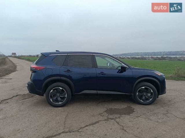 Синий Ниссан Rogue, объемом двигателя 1.5 л и пробегом 6 тыс. км за 25400 $, фото 3 на Automoto.ua