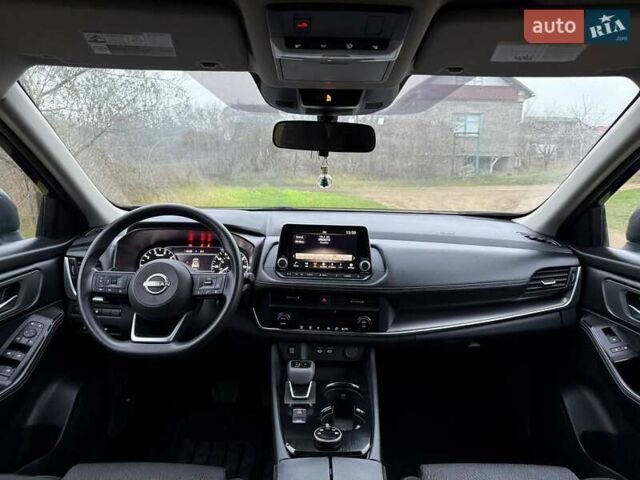 Синий Ниссан Rogue, объемом двигателя 1.5 л и пробегом 6 тыс. км за 25400 $, фото 10 на Automoto.ua