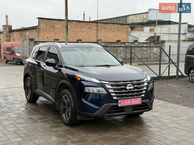 Синий Ниссан Rogue, объемом двигателя 1.5 л и пробегом 6 тыс. км за 22888 $, фото 3 на Automoto.ua