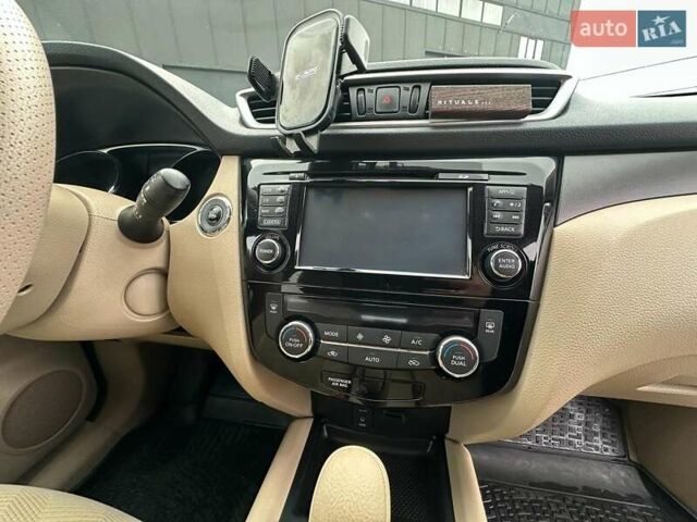 Зеленый Ниссан Rogue, объемом двигателя 2.5 л и пробегом 120 тыс. км за 11440 $, фото 27 на Automoto.ua