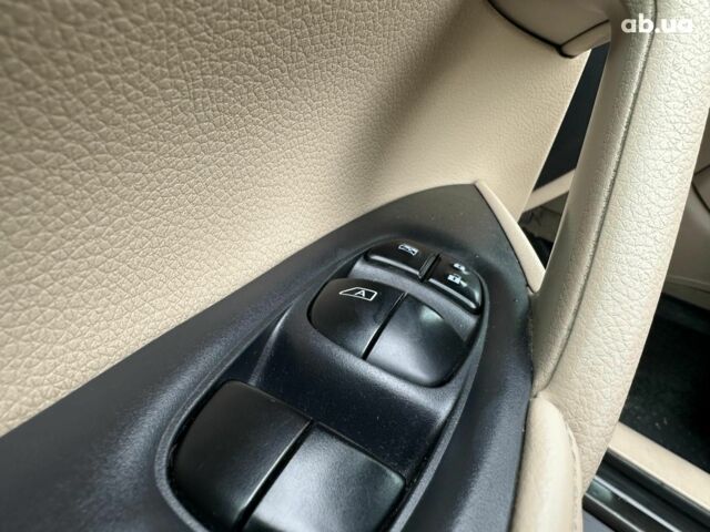 Зелений Ніссан Rogue, об'ємом двигуна 2.5 л та пробігом 120 тис. км за 11490 $, фото 9 на Automoto.ua