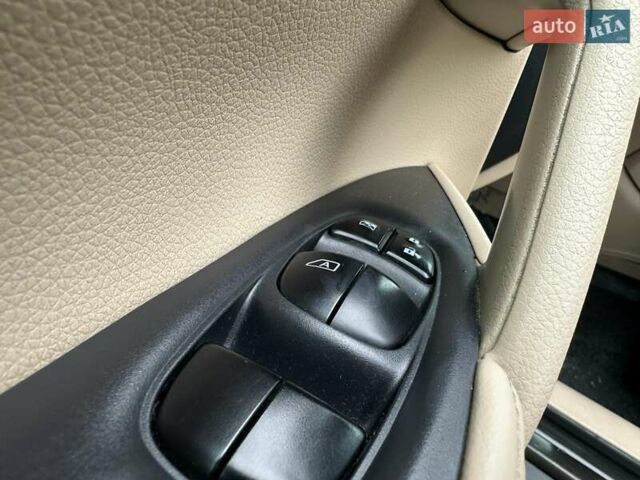 Зеленый Ниссан Rogue, объемом двигателя 2.5 л и пробегом 120 тыс. км за 11440 $, фото 9 на Automoto.ua