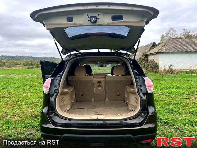 Зеленый Ниссан Rogue, объемом двигателя 2.5 л и пробегом 177 тыс. км за 12500 $, фото 1 на Automoto.ua