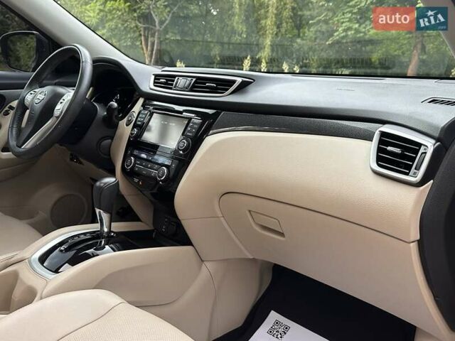 Зеленый Ниссан Rogue, объемом двигателя 2.49 л и пробегом 134 тыс. км за 12950 $, фото 92 на Automoto.ua