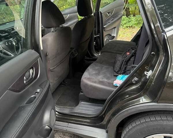 Зеленый Ниссан Rogue, объемом двигателя 2.49 л и пробегом 336 тыс. км за 10500 $, фото 15 на Automoto.ua