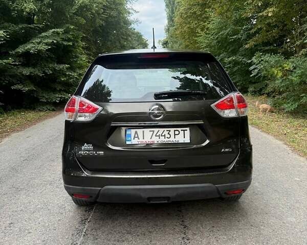 Зеленый Ниссан Rogue, объемом двигателя 2.49 л и пробегом 336 тыс. км за 10500 $, фото 6 на Automoto.ua