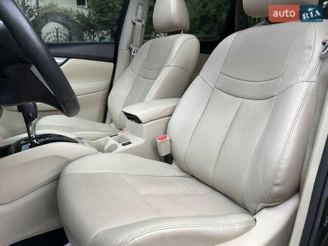 Зеленый Ниссан Rogue, объемом двигателя 2.49 л и пробегом 134 тыс. км за 12950 $, фото 75 на Automoto.ua