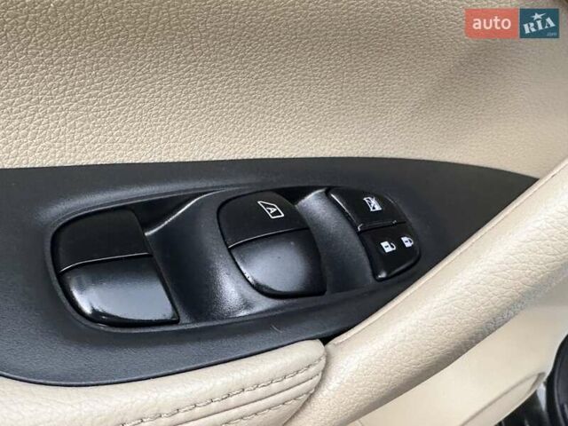 Зеленый Ниссан Rogue, объемом двигателя 2.49 л и пробегом 134 тыс. км за 12950 $, фото 70 на Automoto.ua