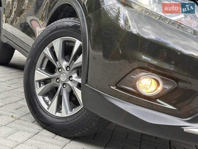 Зеленый Ниссан Rogue, объемом двигателя 2.49 л и пробегом 134 тыс. км за 12950 $, фото 10 на Automoto.ua