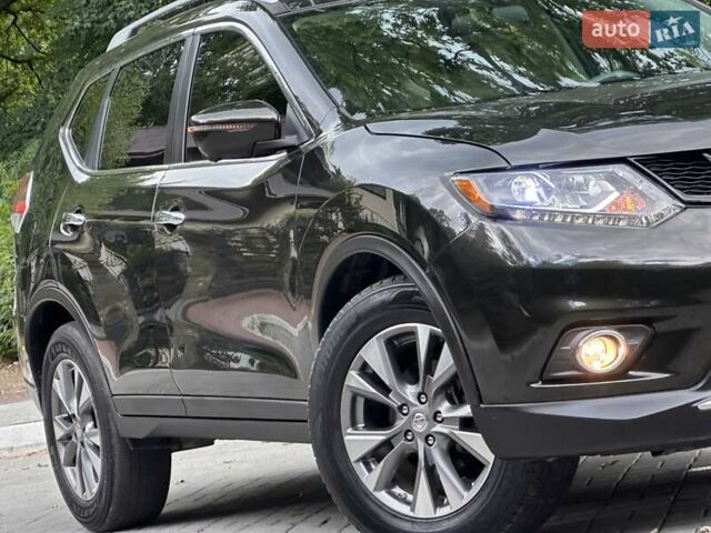 Зеленый Ниссан Rogue, объемом двигателя 2.49 л и пробегом 134 тыс. км за 12950 $, фото 4 на Automoto.ua