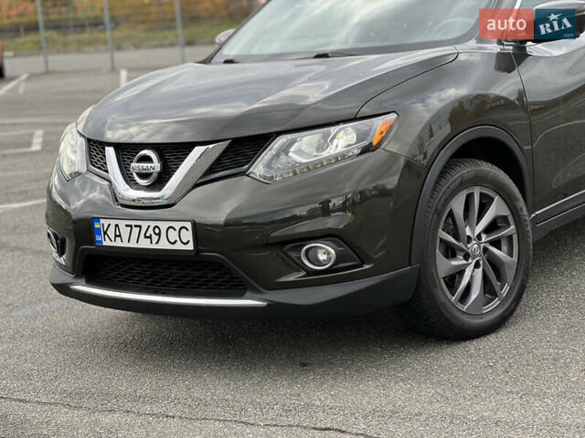 Зеленый Ниссан Rogue, объемом двигателя 2.5 л и пробегом 131 тыс. км за 13800 $, фото 2 на Automoto.ua