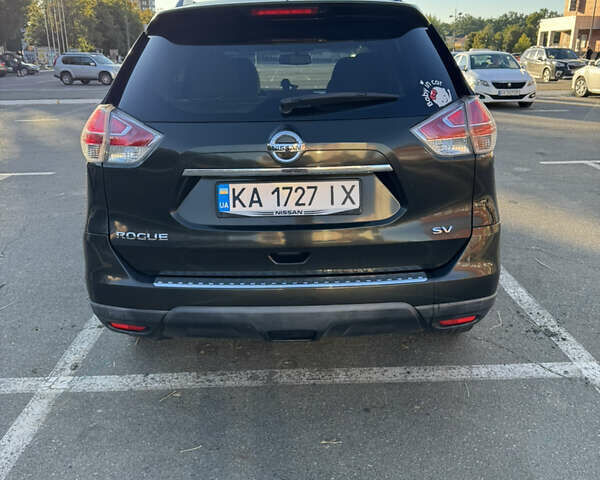 Зеленый Ниссан Rogue, объемом двигателя 2.49 л и пробегом 161 тыс. км за 14000 $, фото 2 на Automoto.ua